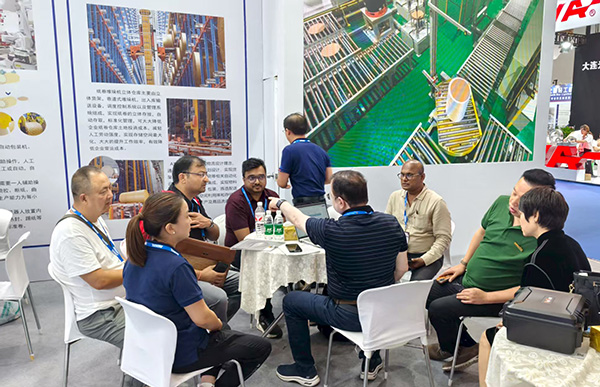 2025中國國際造紙科技展覽會圓滿結(jié)束！深藍機器引領(lǐng)造紙包裝物流數(shù)智化升級